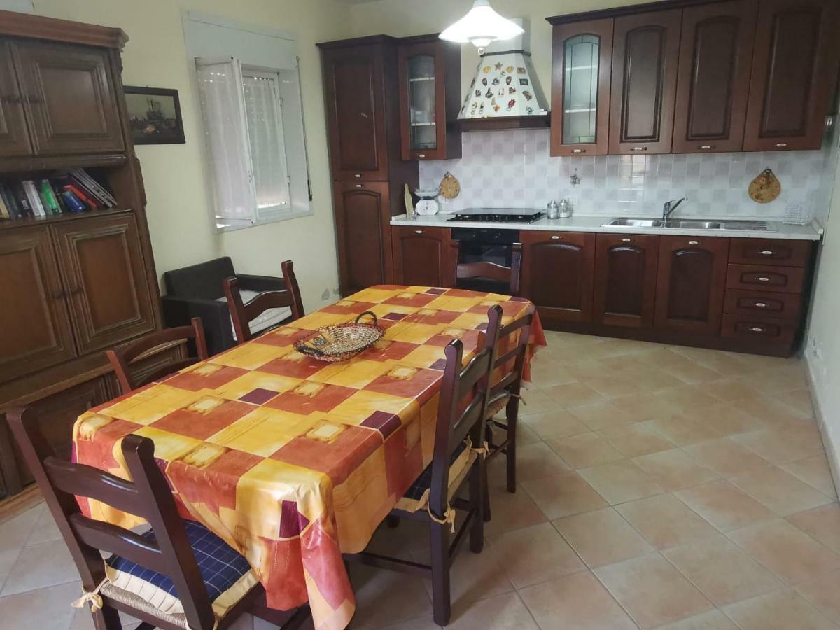 Sole Terra E Mare Casa Chiara Villa มอนตาลเลโกร ภายนอก รูปภาพ
